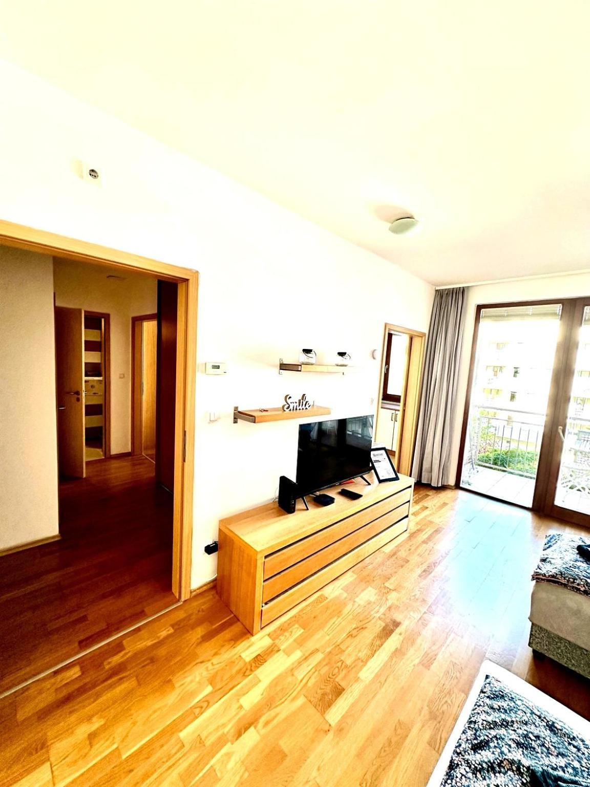 Central Apartment With Balcony ブダペスト エクステリア 写真