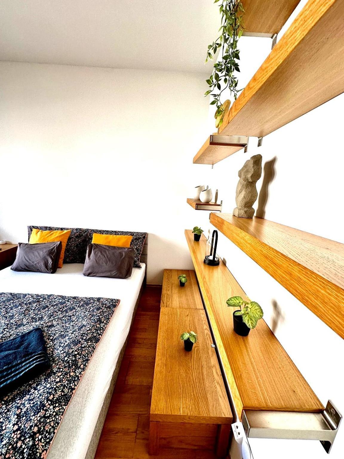 Central Apartment With Balcony ブダペスト エクステリア 写真