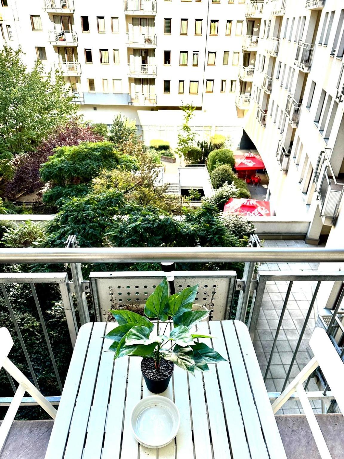 Central Apartment With Balcony ブダペスト エクステリア 写真